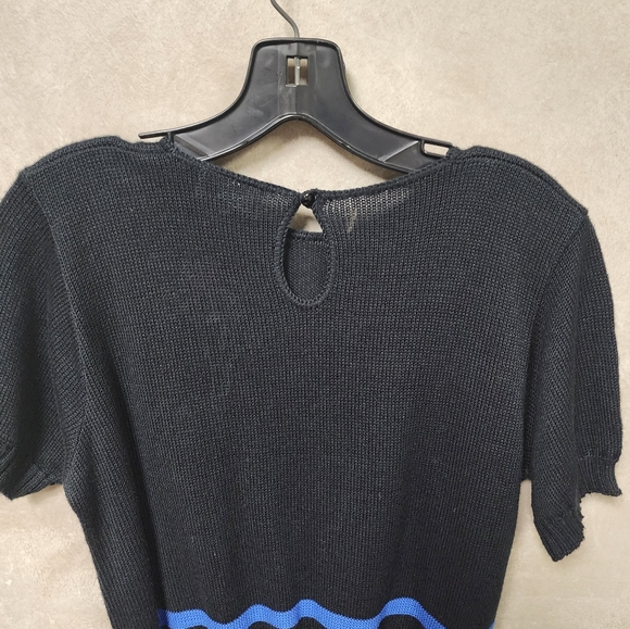 Kenneth Too VTG Women's Black Embroidered Sweater  With Multi Color Trim Sz S - Picture 9 of 15